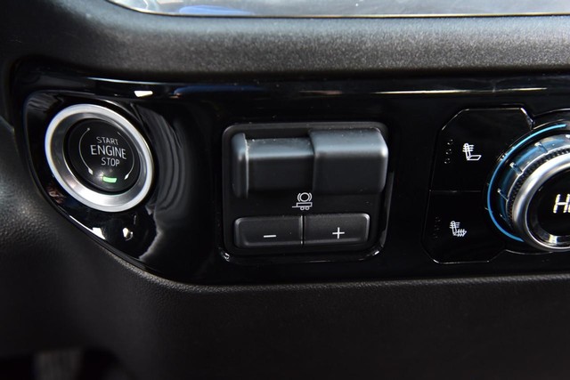 GMC Sierra 1500 Vehicle Image 16