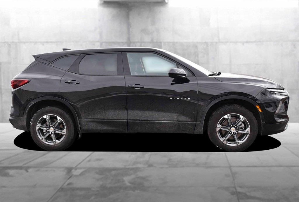 Chevrolet Blazer Vehicle Full-screen Gallery Image 5