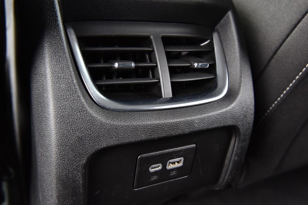 Chevrolet Blazer Vehicle Full-screen Gallery Image 19