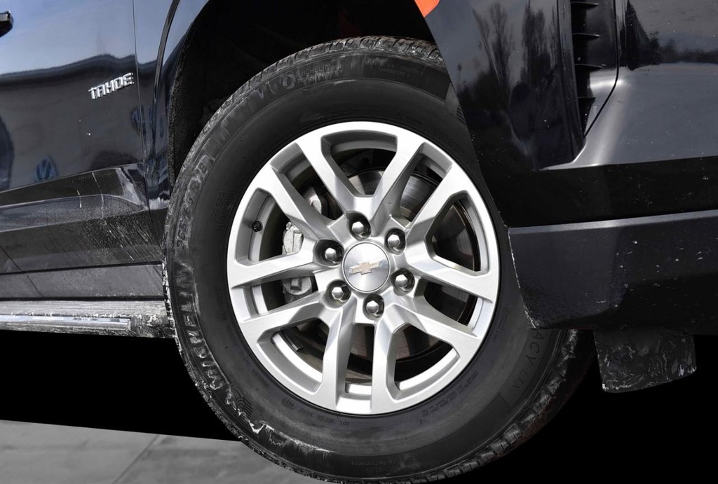 Chevrolet Tahoe Vehicle Full-screen Gallery Image 3