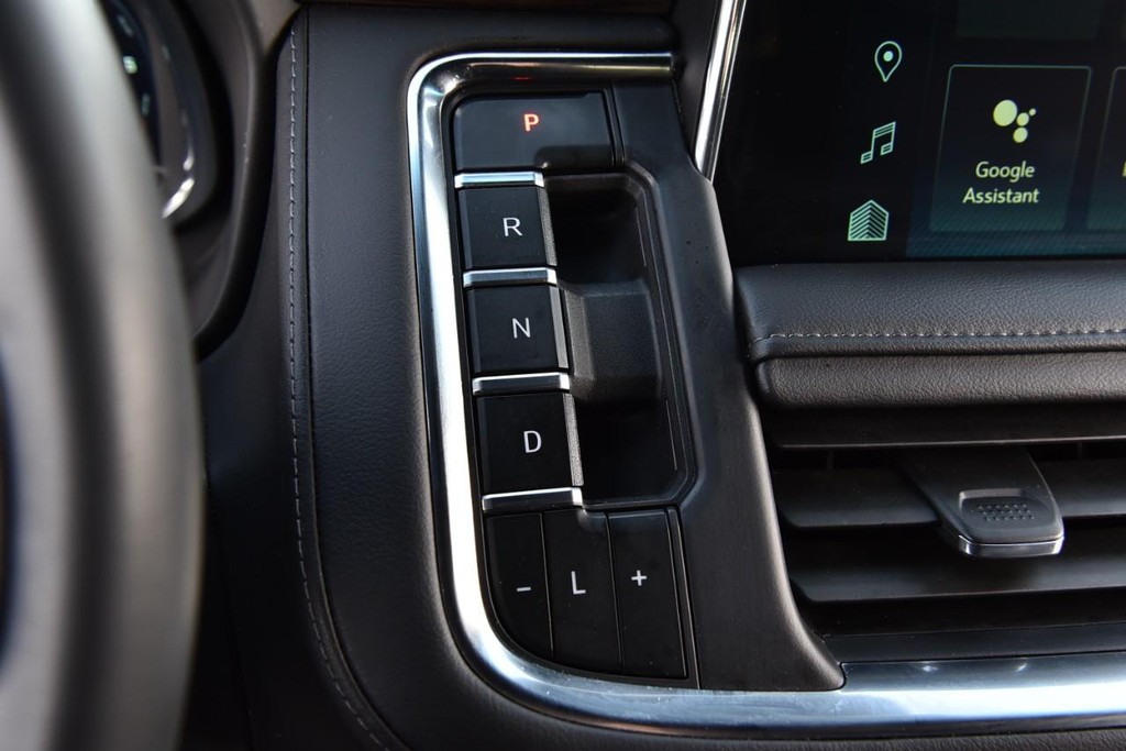 Chevrolet Tahoe Vehicle Full-screen Gallery Image 14