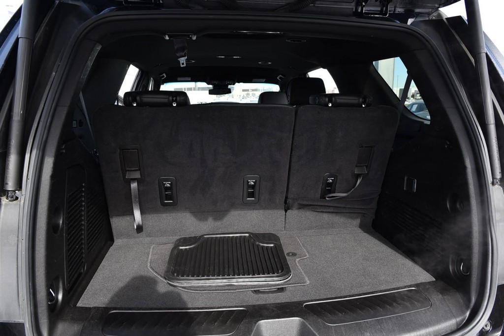 Chevrolet Tahoe Vehicle Full-screen Gallery Image 25