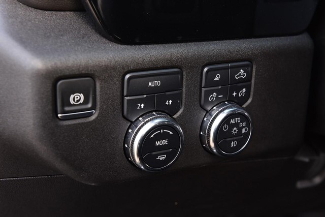 GMC Sierra 1500 Vehicle Image 11