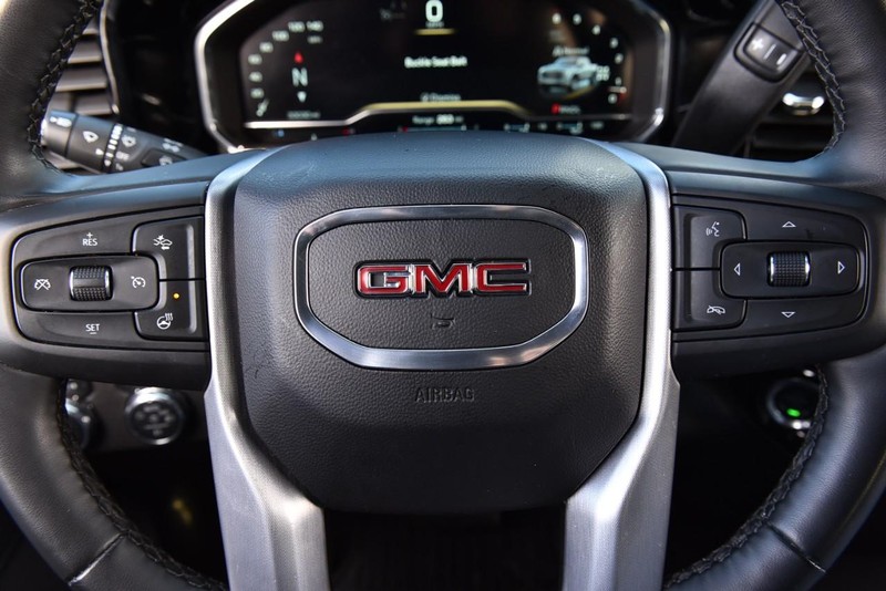 GMC Sierra 1500 Vehicle Image 18