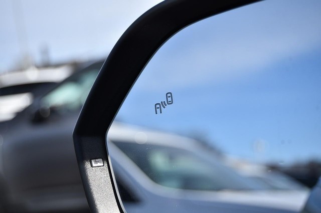 Volkswagen Atlas Cross Sport Vehicle Image 10