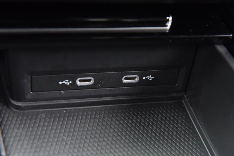 Volkswagen Atlas Vehicle Image 16