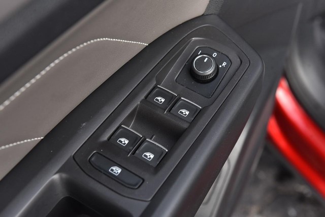 Volkswagen Atlas Cross Sport Vehicle Image 08