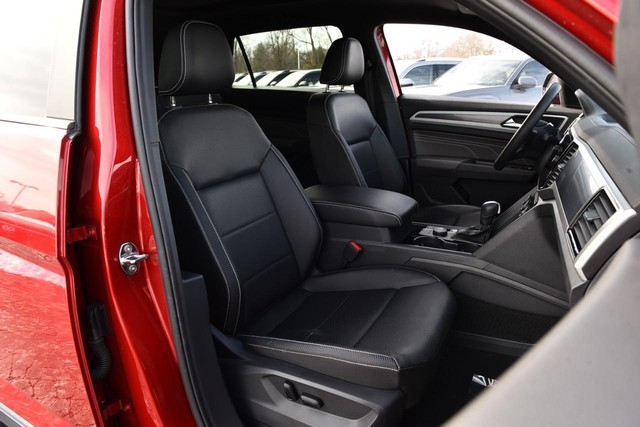 Volkswagen Atlas Cross Sport Vehicle Image 20