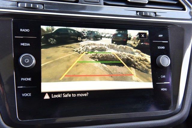 Volkswagen Tiguan Vehicle Image 13