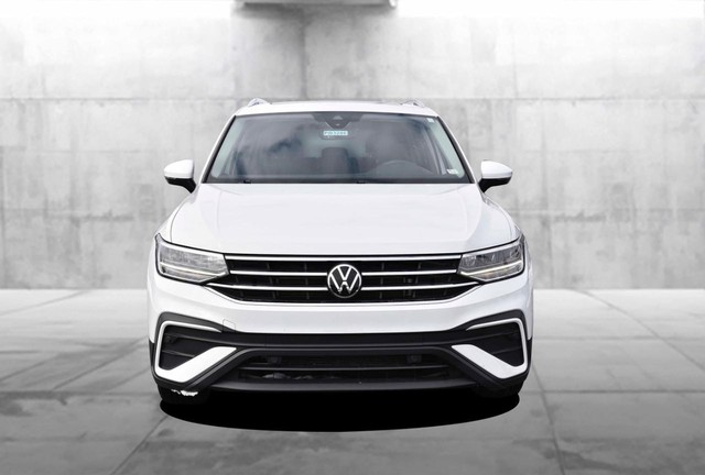 Volkswagen Tiguan Vehicle Image 04