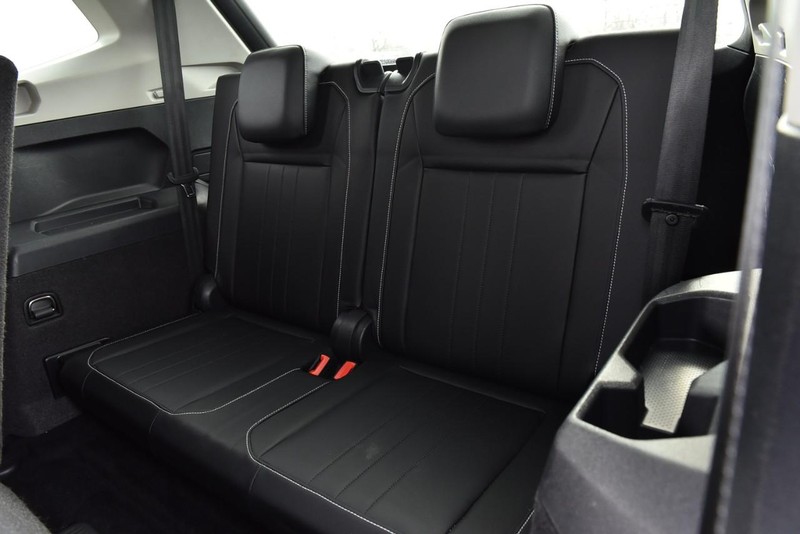 Volkswagen Tiguan Vehicle Image 24