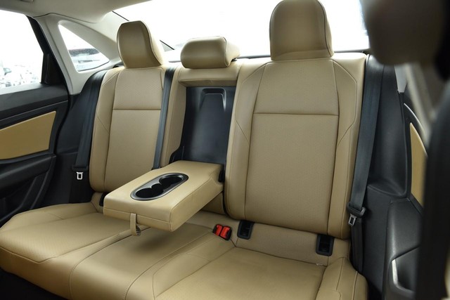 Volkswagen Jetta Vehicle Image 23