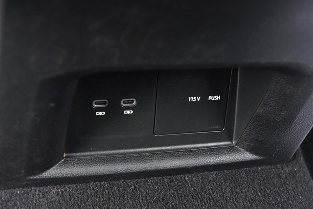 Volkswagen Atlas Vehicle Image 22