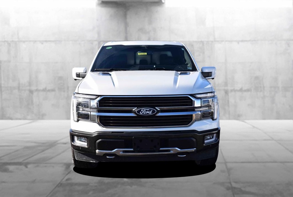 Ford F-150 Vehicle Full-screen Gallery Image 4