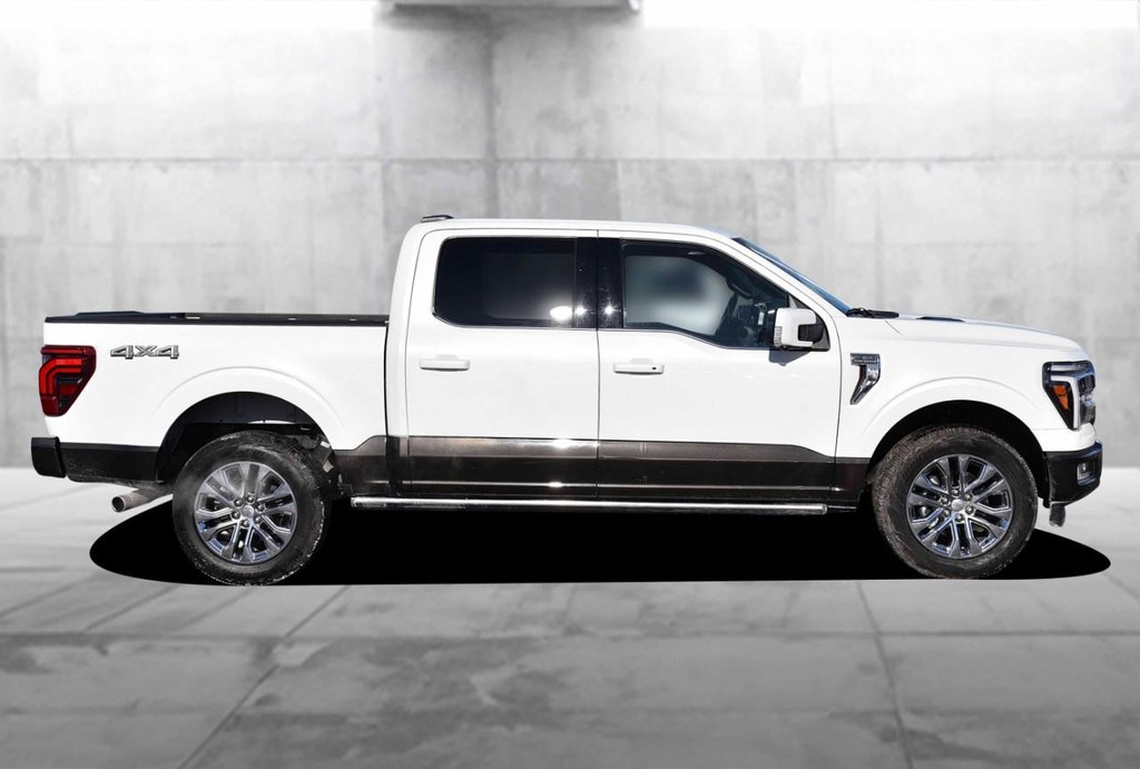 Ford F-150 Vehicle Full-screen Gallery Image 5