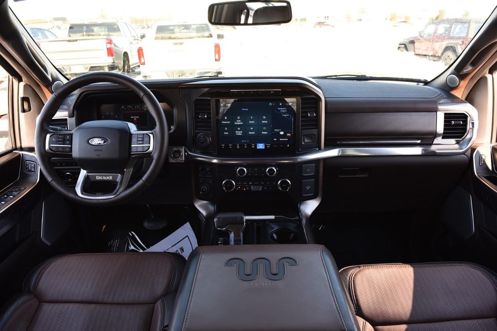 Ford F-150 Vehicle Full-screen Gallery Image 9
