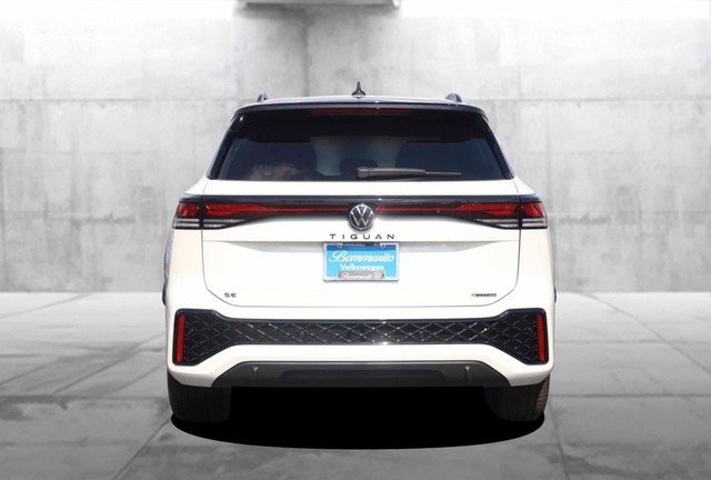 Volkswagen Tiguan Vehicle Image 06