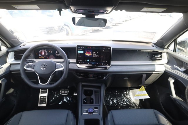 Volkswagen Tiguan Vehicle Image 07