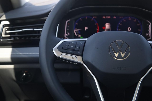 Volkswagen Jetta Vehicle Image 10