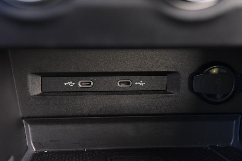 Volkswagen Taos Vehicle Image 15