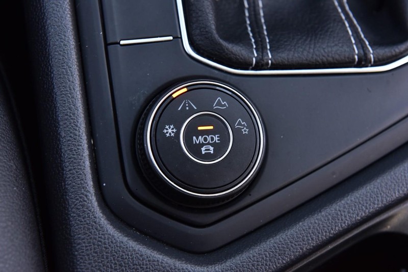 Volkswagen Taos Vehicle Image 17