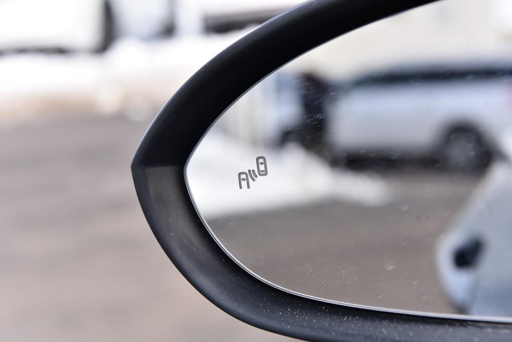 Volkswagen Jetta Vehicle Full-screen Gallery Image 10