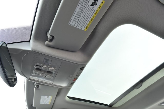 Volkswagen Jetta Vehicle Image 22