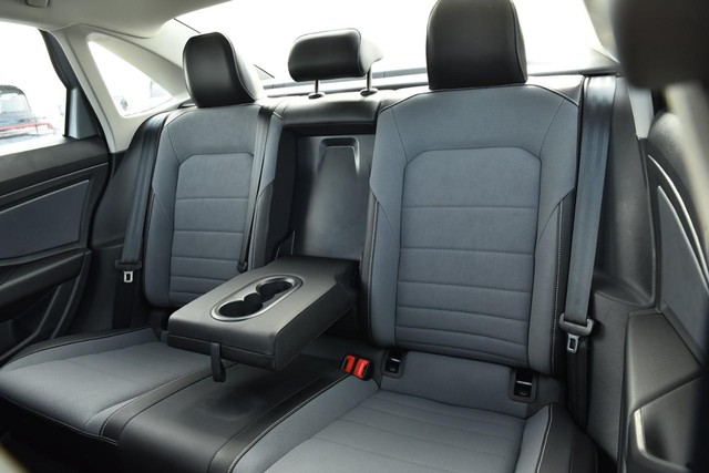 Volkswagen Jetta Vehicle Image 23