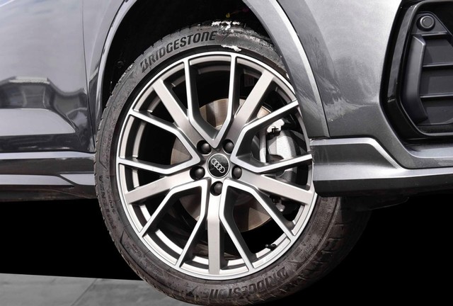 Audi Q3 Vehicle Image 03