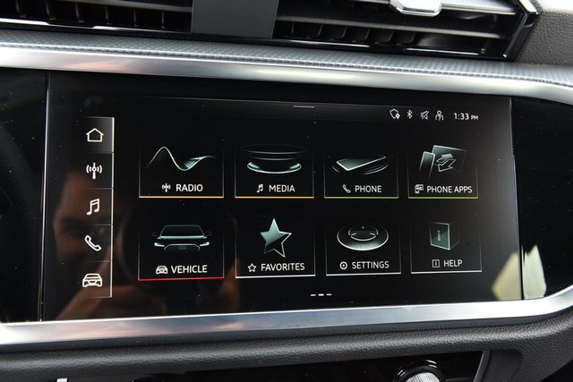 Audi Q3 Vehicle Image 16