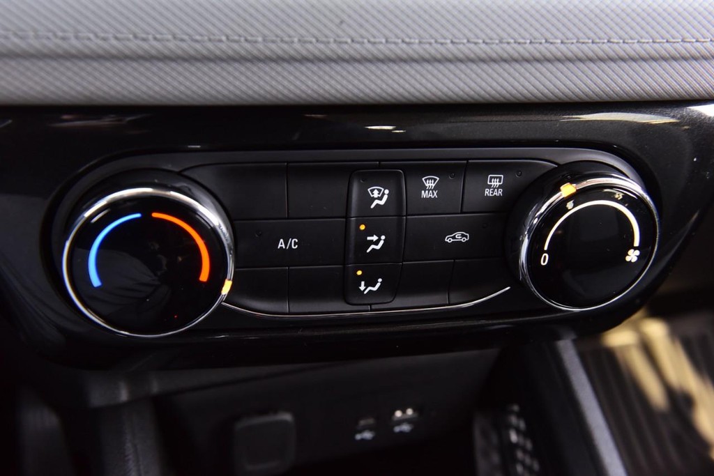 Chevrolet TrailBlazer Vehicle Full-screen Gallery Image 13