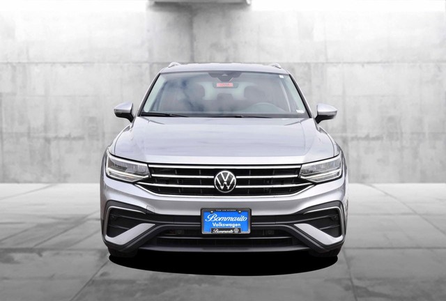 Volkswagen Tiguan Vehicle Image 04