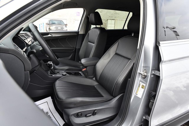 Volkswagen Tiguan Vehicle Image 20