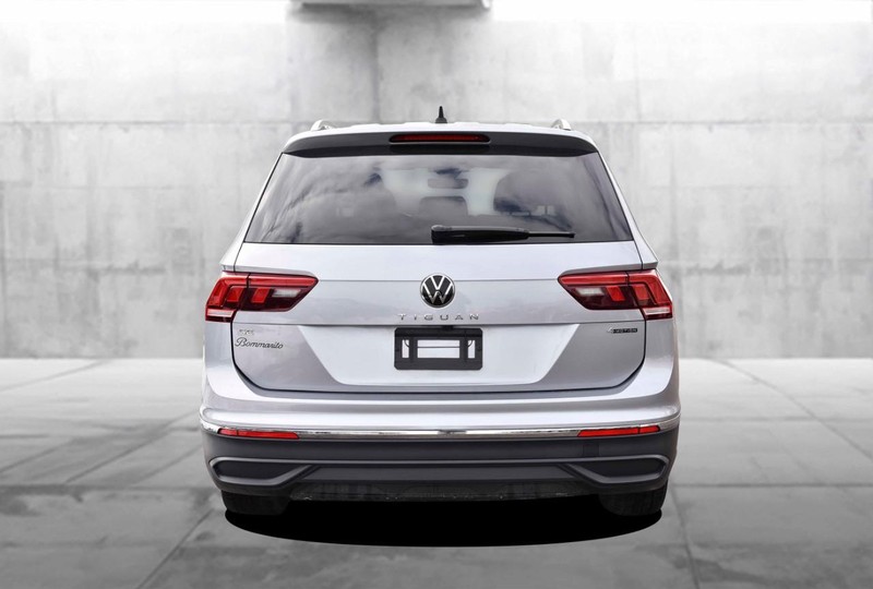 Volkswagen Tiguan Vehicle Image 06