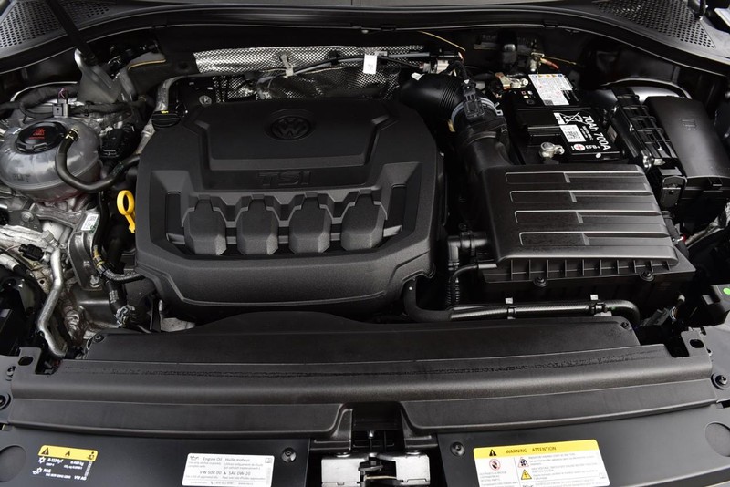 Volkswagen Tiguan Vehicle Image 27