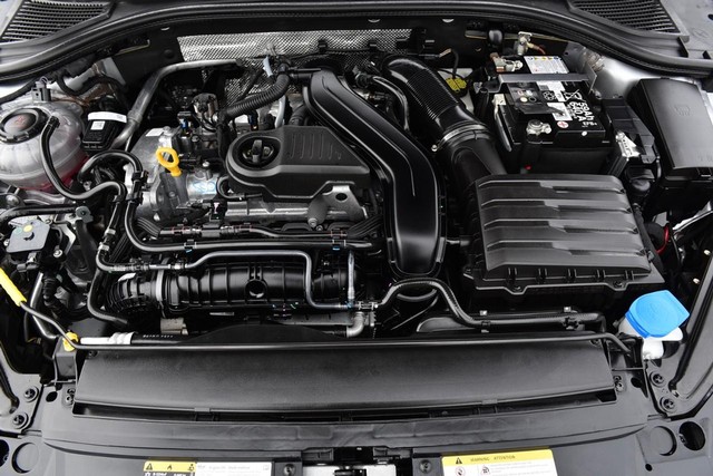 Volkswagen Jetta Vehicle Image 24