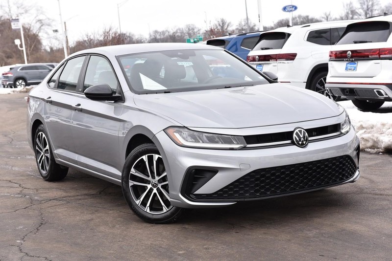 Volkswagen Jetta Vehicle Image 02