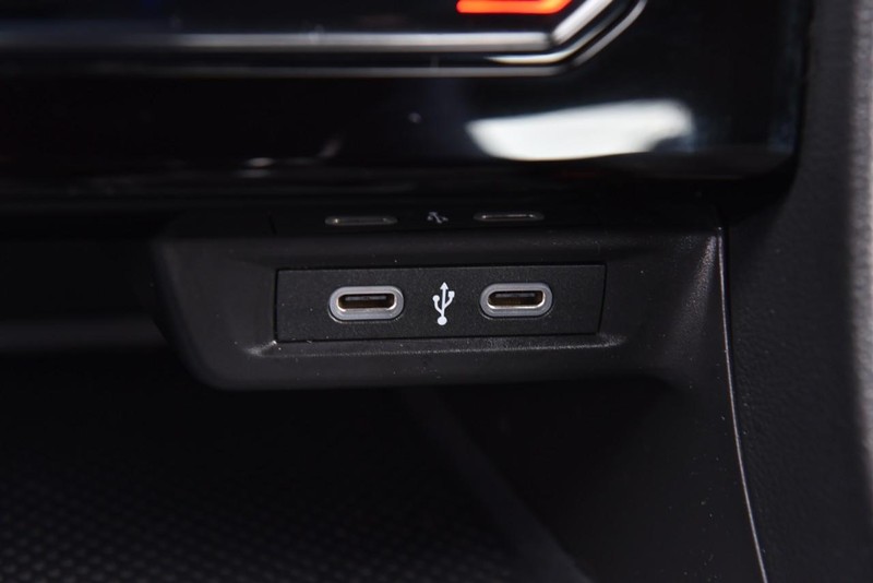 Volkswagen Jetta Vehicle Image 17