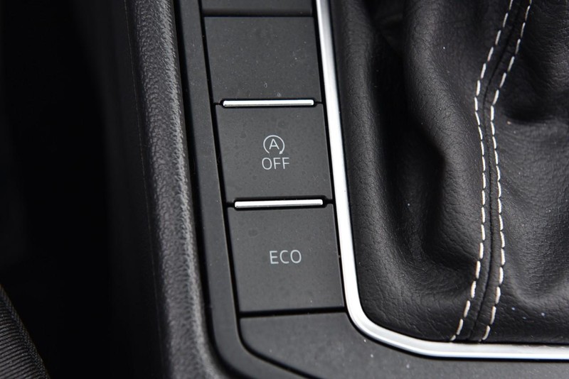 Volkswagen Jetta Vehicle Image 18