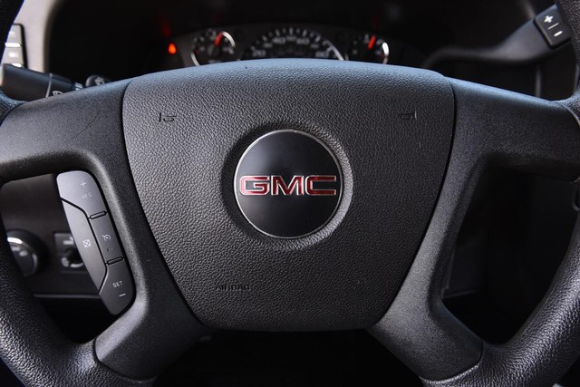 GMC Savana Cargo Van Vehicle Image 14