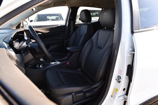 Buick Encore GX Vehicle Image 18