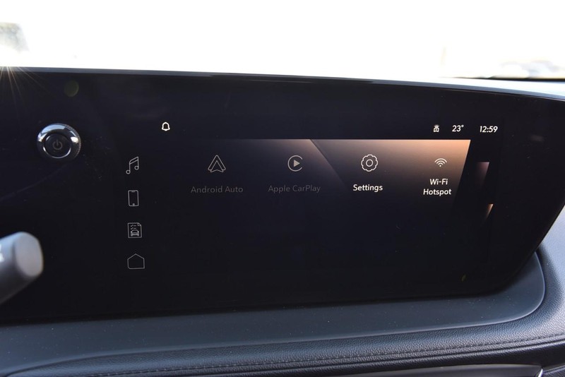 Buick Encore GX Vehicle Full-screen Gallery Image 13