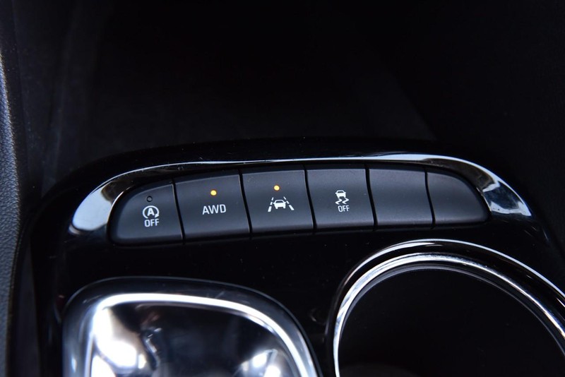 Buick Encore GX Vehicle Full-screen Gallery Image 15