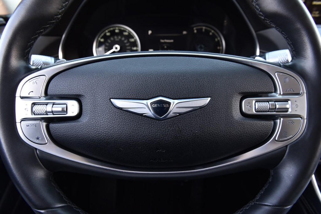 Genesis GV80 Vehicle Full-screen Gallery Image 21