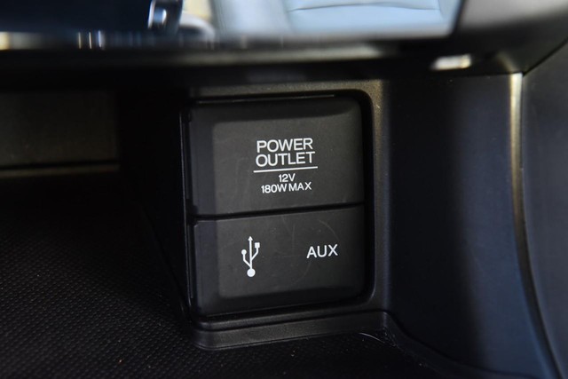 Honda Accord Sedan Vehicle Image 17