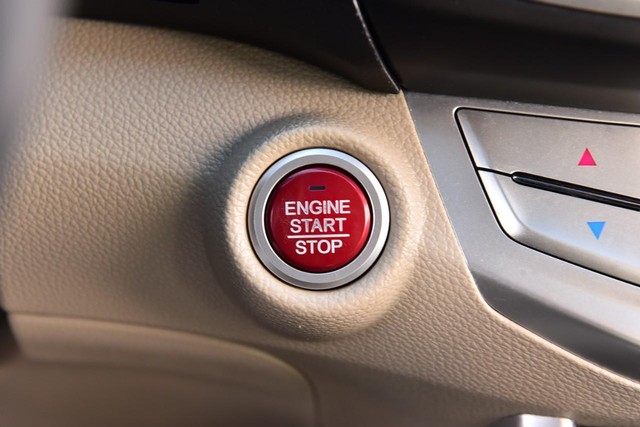 Honda Accord Sedan Vehicle Image 19