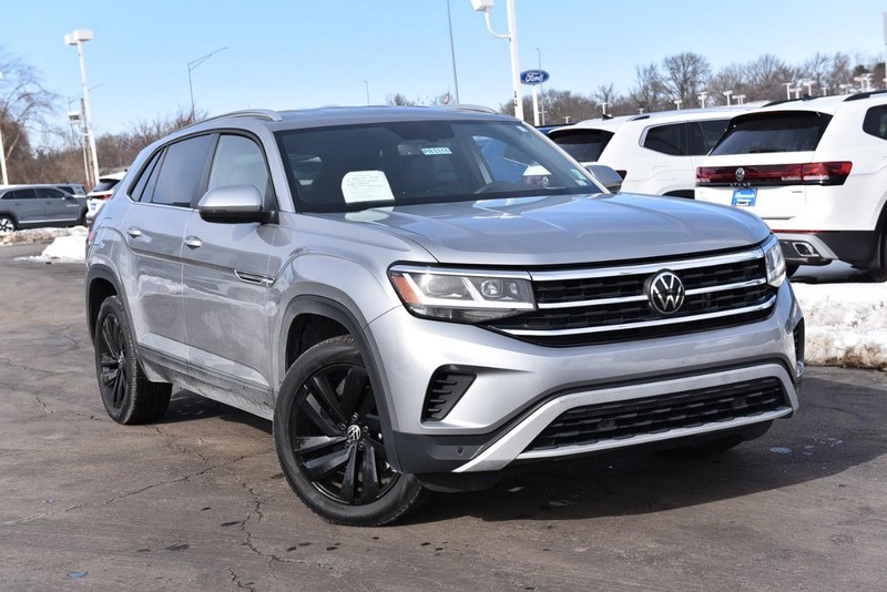 Volkswagen Atlas Cross Sport Vehicle Image 02