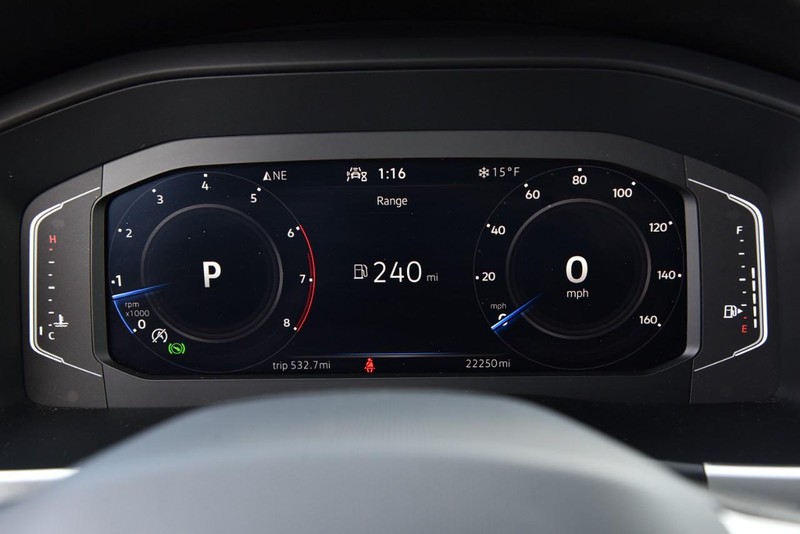 Volkswagen Atlas Cross Sport Vehicle Image 12