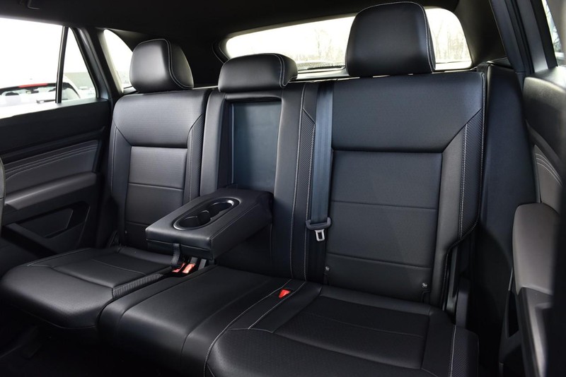 Volkswagen Atlas Cross Sport Vehicle Image 21