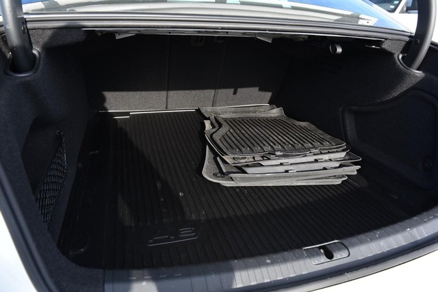 Audi A6 Sedan Vehicle Image 25